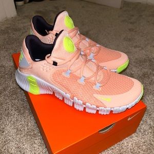 Nike Metcons 4 Size 9.5